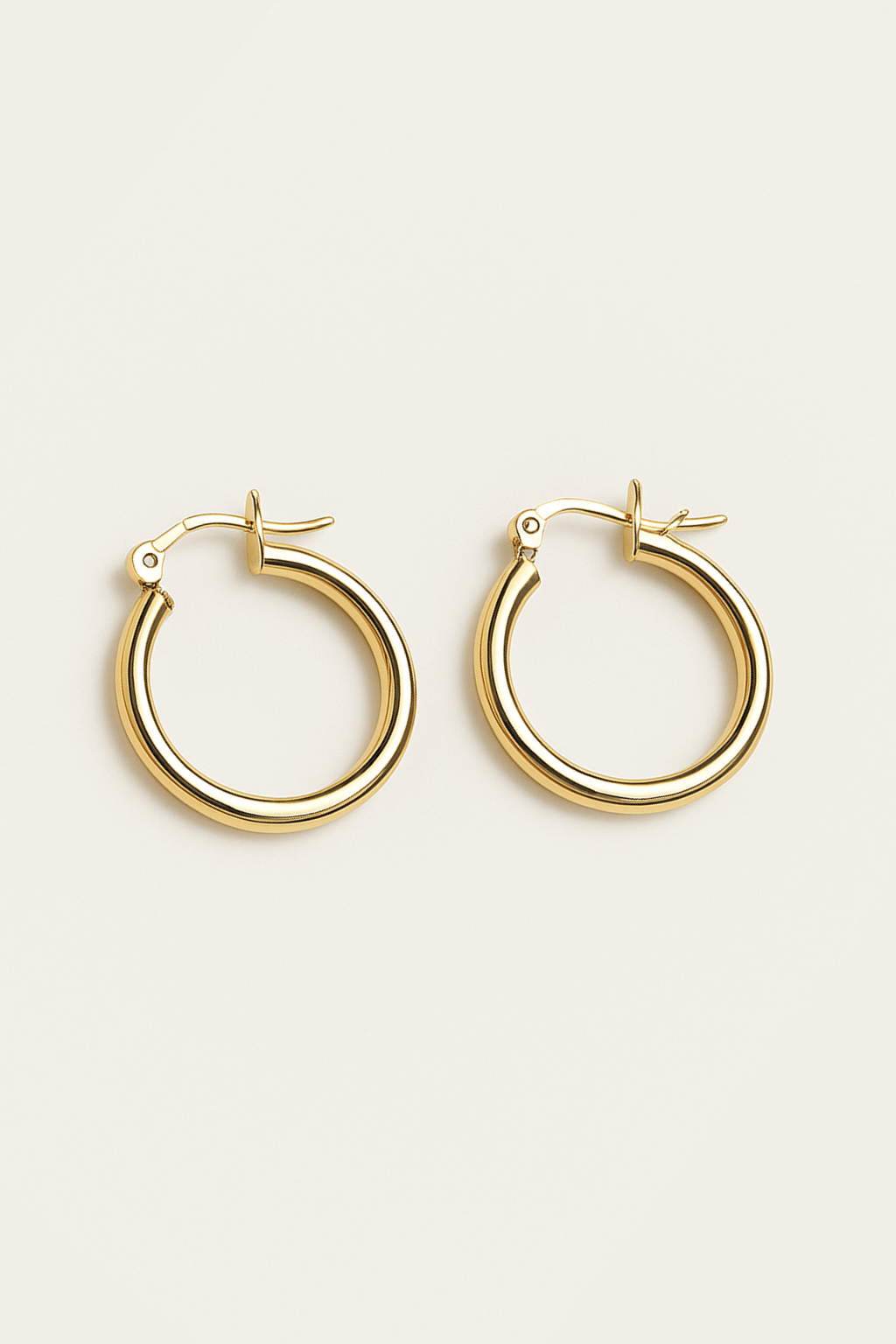 送料関税込【AMY O】Beveled Mini Hoops ベベル (2色) 国内発送 Gold Hoop Earrings, Huggie Earrings, Small Hoop Earrings